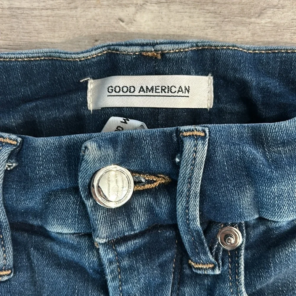 Good American Good Waist Crop jeans size 25